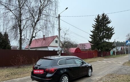 Opel Astra J, 2011 год, 8 фотография