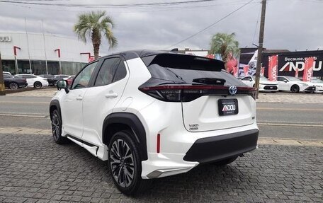 Toyota Yaris Cross, 2022 год, 1 690 000 рублей, 6 фотография