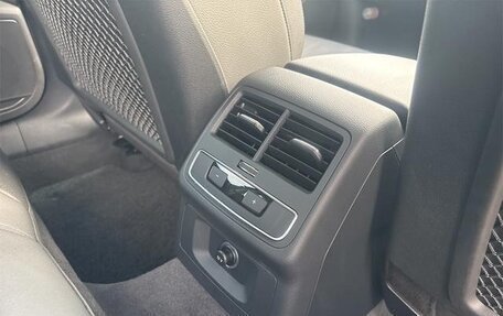 Audi A4, 2017 год, 1 690 111 рублей, 16 фотография