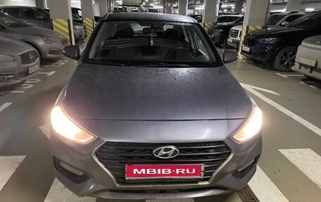 Hyundai Solaris II рестайлинг, 2019 год, 1 050 000 рублей, 1 фотография