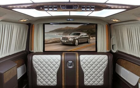 Mercedes-Benz V-Класс, 2017 год, 7 700 000 рублей, 1 фотография