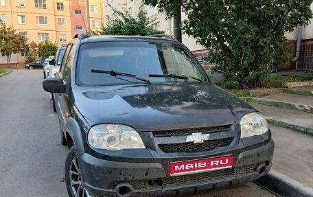Chevrolet Niva I рестайлинг, 2010 год, 245 000 рублей, 1 фотография