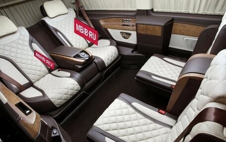 Mercedes-Benz V-Класс, 2017 год, 7 700 000 рублей, 5 фотография