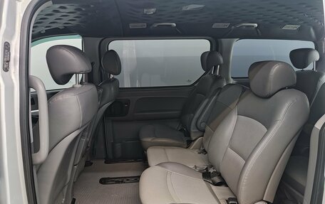 Hyundai Grand Starex Grand Starex I рестайлинг 2, 2009 год, 1 300 000 рублей, 15 фотография