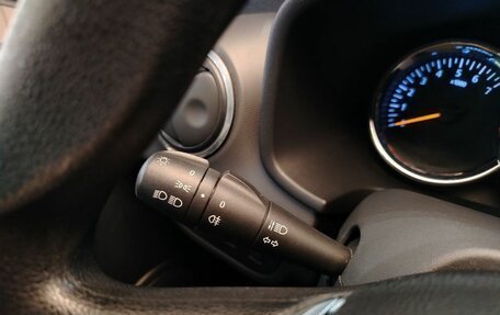 Renault Logan II, 2019 год, 759 000 рублей, 22 фотография