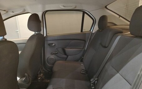 Renault Logan II, 2019 год, 759 000 рублей, 15 фотография