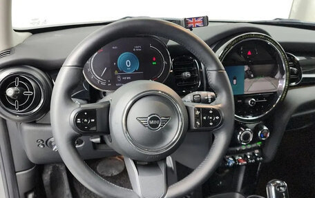 MINI Hatch, 2022 год, 2 300 006 рублей, 10 фотография