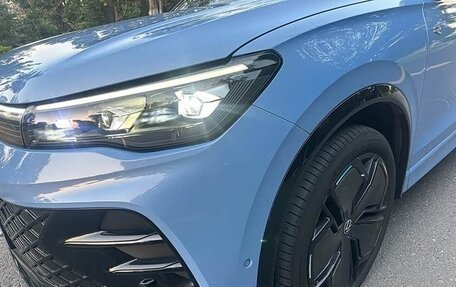 Volkswagen Tiguan, 2024 год, 4 175 000 рублей, 5 фотография