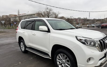 Toyota Land Cruiser Prado 150 рестайлинг 2, 2016 год, 3 400 000 рублей, 3 фотография