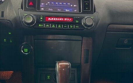 Toyota Land Cruiser Prado 150 рестайлинг 2, 2016 год, 3 400 000 рублей, 9 фотография