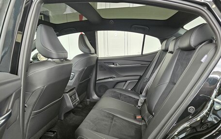 Toyota Camry, 2025 год, 4 590 000 рублей, 20 фотография