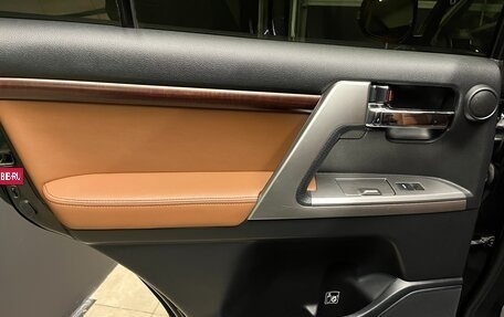 Toyota Land Cruiser 200, 2015 год, 3 750 000 рублей, 14 фотография