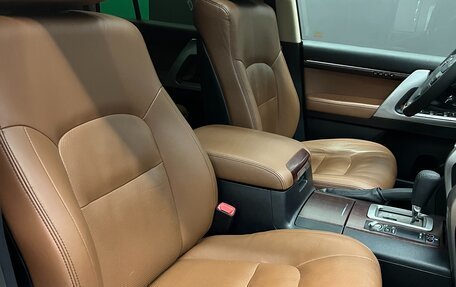 Toyota Land Cruiser 200, 2015 год, 3 750 000 рублей, 22 фотография