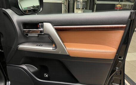 Toyota Land Cruiser 200, 2015 год, 3 750 000 рублей, 20 фотография