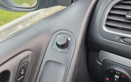 Volkswagen Golf VI, 2008 год, 600 000 рублей, 22 фотография