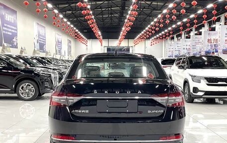 Skoda Superb, 2024 год, 1 855 629 рублей, 5 фотография