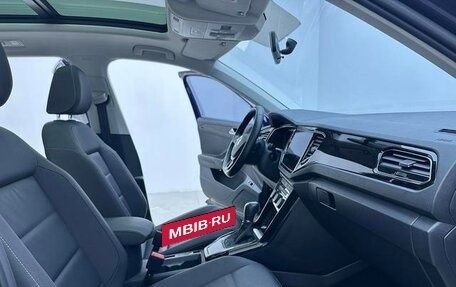 Volkswagen T-Roc I, 2022 год, 1 980 098 рублей, 8 фотография