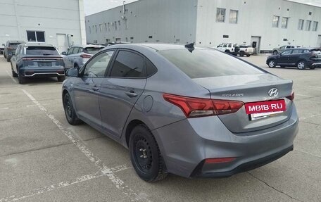 Hyundai Solaris II рестайлинг, 2017 год, 995 000 рублей, 2 фотография