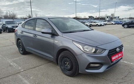 Hyundai Solaris II рестайлинг, 2017 год, 995 000 рублей, 4 фотография