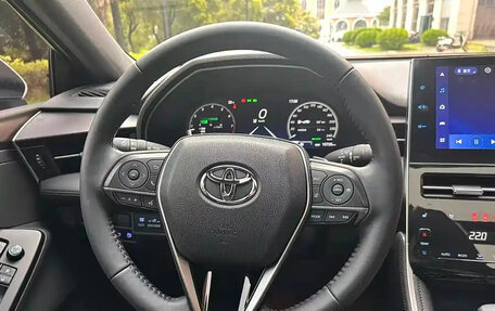 Toyota Avalon, 2024 год, 5 900 125 рублей, 13 фотография