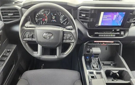 Toyota Tundra, 2025 год, 7 990 000 рублей, 13 фотография