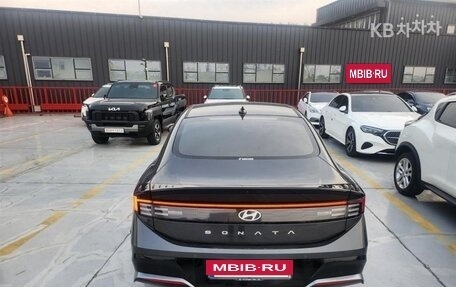 Hyundai Sonata VIII, 2024 год, 2 650 000 рублей, 4 фотография