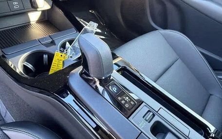 Toyota Prius IV XW50, 2025 год, 4 542 000 рублей, 3 фотография