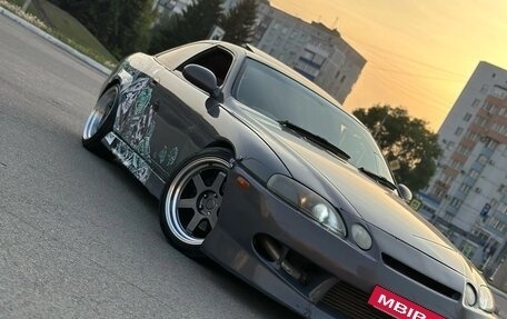 Toyota Soarer, 1995 год, 1 060 000 рублей, 2 фотография