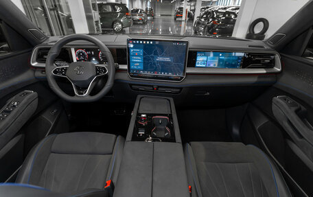 Volkswagen Teramont, 2025 год, 6 520 000 рублей, 8 фотография