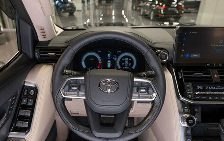 Toyota Land Cruiser, 2025 год, 16 200 000 рублей, 11 фотография