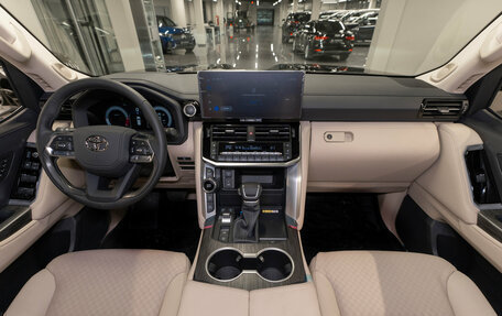 Toyota Land Cruiser, 2025 год, 16 200 000 рублей, 8 фотография