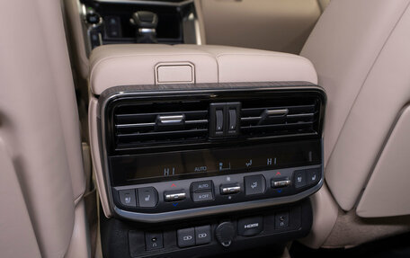 Toyota Land Cruiser, 2025 год, 16 200 000 рублей, 15 фотография