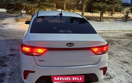KIA Rio IV, 2018 год, 1 350 000 рублей, 4 фотография