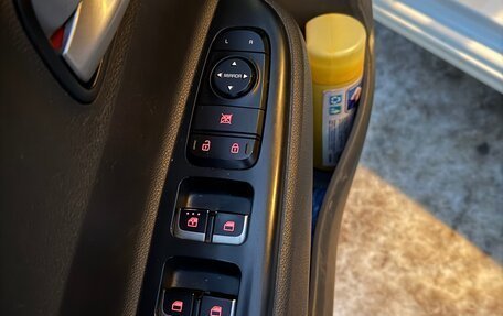 KIA Rio IV, 2018 год, 1 350 000 рублей, 8 фотография