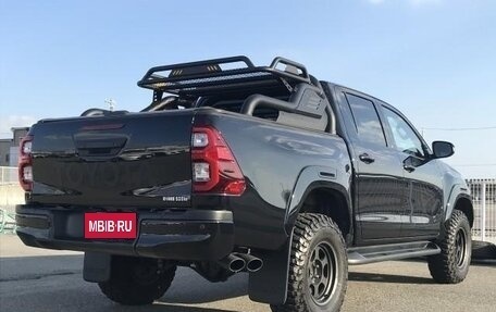 Toyota Hilux VIII, 2022 год, 4 300 000 рублей, 7 фотография