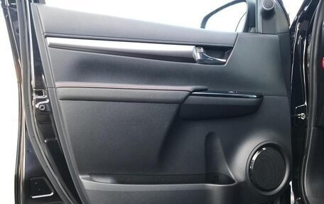 Toyota Hilux VIII, 2022 год, 4 300 000 рублей, 19 фотография