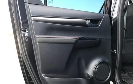 Toyota Hilux VIII, 2022 год, 4 300 000 рублей, 20 фотография