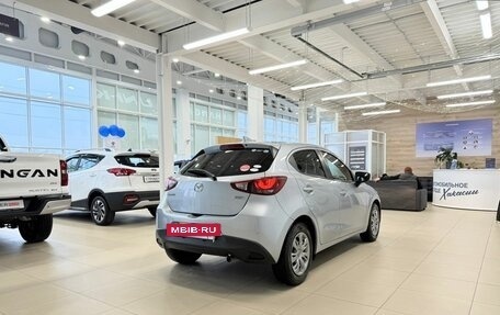 Mazda Demio IV, 2018 год, 1 229 000 рублей, 6 фотография