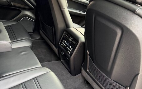 Porsche Cayenne III, 2024 год, 22 650 000 рублей, 10 фотография