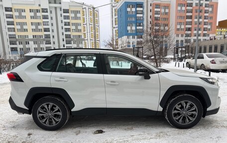Toyota RAV4, 2025 год, 4 130 000 рублей, 3 фотография