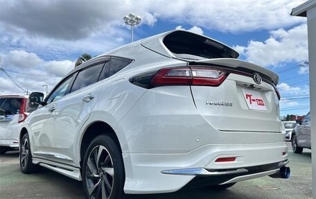 Toyota Harrier, 2019 год, 2 810 000 рублей, 6 фотография