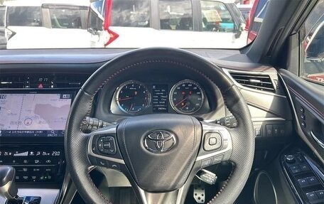 Toyota Harrier, 2019 год, 2 810 000 рублей, 9 фотография