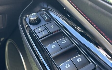 Toyota Harrier, 2019 год, 2 810 000 рублей, 22 фотография