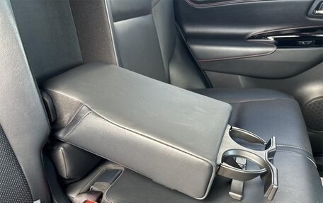 Toyota Harrier, 2019 год, 2 810 000 рублей, 25 фотография