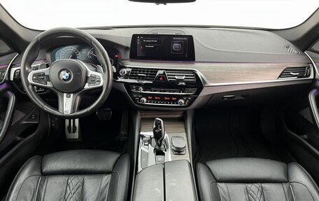 BMW 5 серия, 2018 год, 3 500 000 рублей, 15 фотография