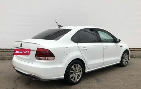 Volkswagen Polo VI (EU Market), 2017 год, 1 080 000 рублей, 2 фотография
