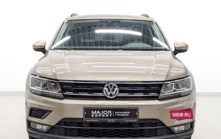 Volkswagen Tiguan II, 2020 год, 2 500 000 рублей, 2 фотография