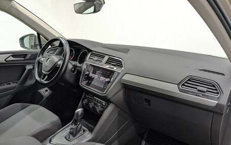 Volkswagen Tiguan II, 2020 год, 2 500 000 рублей, 13 фотография