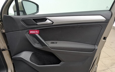 Volkswagen Tiguan II, 2020 год, 2 500 000 рублей, 23 фотография