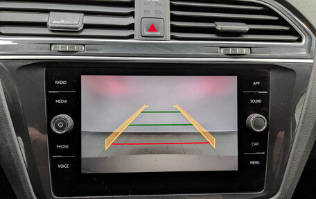 Volkswagen Tiguan II, 2020 год, 2 500 000 рублей, 27 фотография